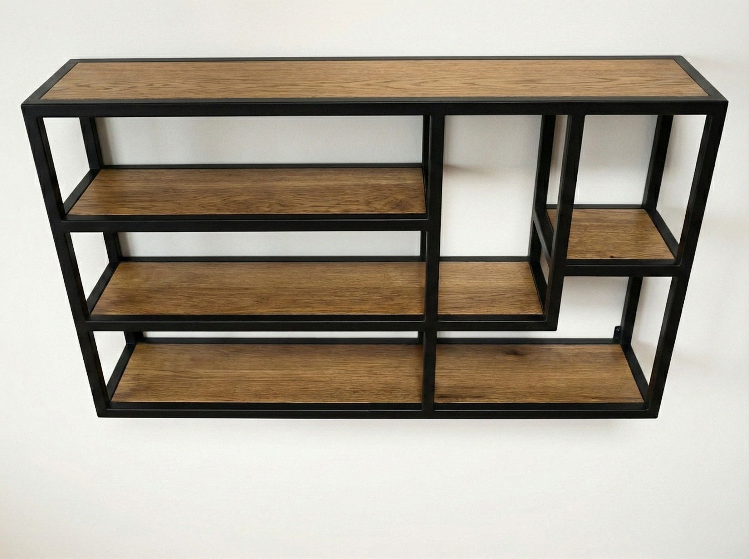 Metal ve Ahşap Modern Duvar Rafı – Dekoratif Çok Bölmeli Duvar Organizer Raf